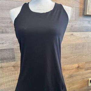 Fabletics tank top women’s Small Boost Built-In Bra Moisture-Wicking racer EUC